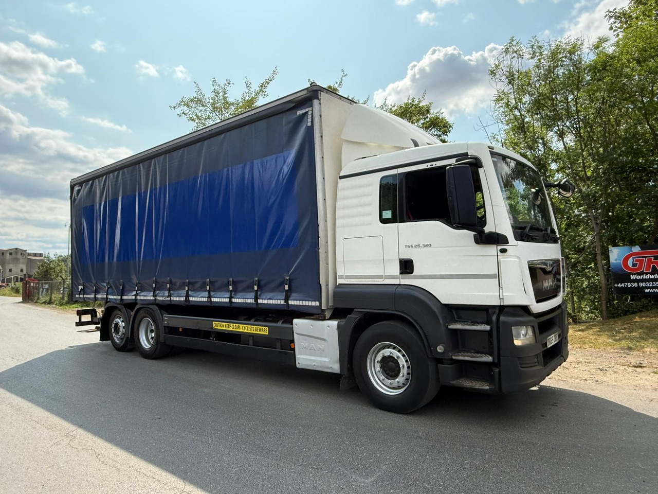 Tentinis sunkvežimis 2015 MAN TGS 26 Curtainside Truck: foto 13