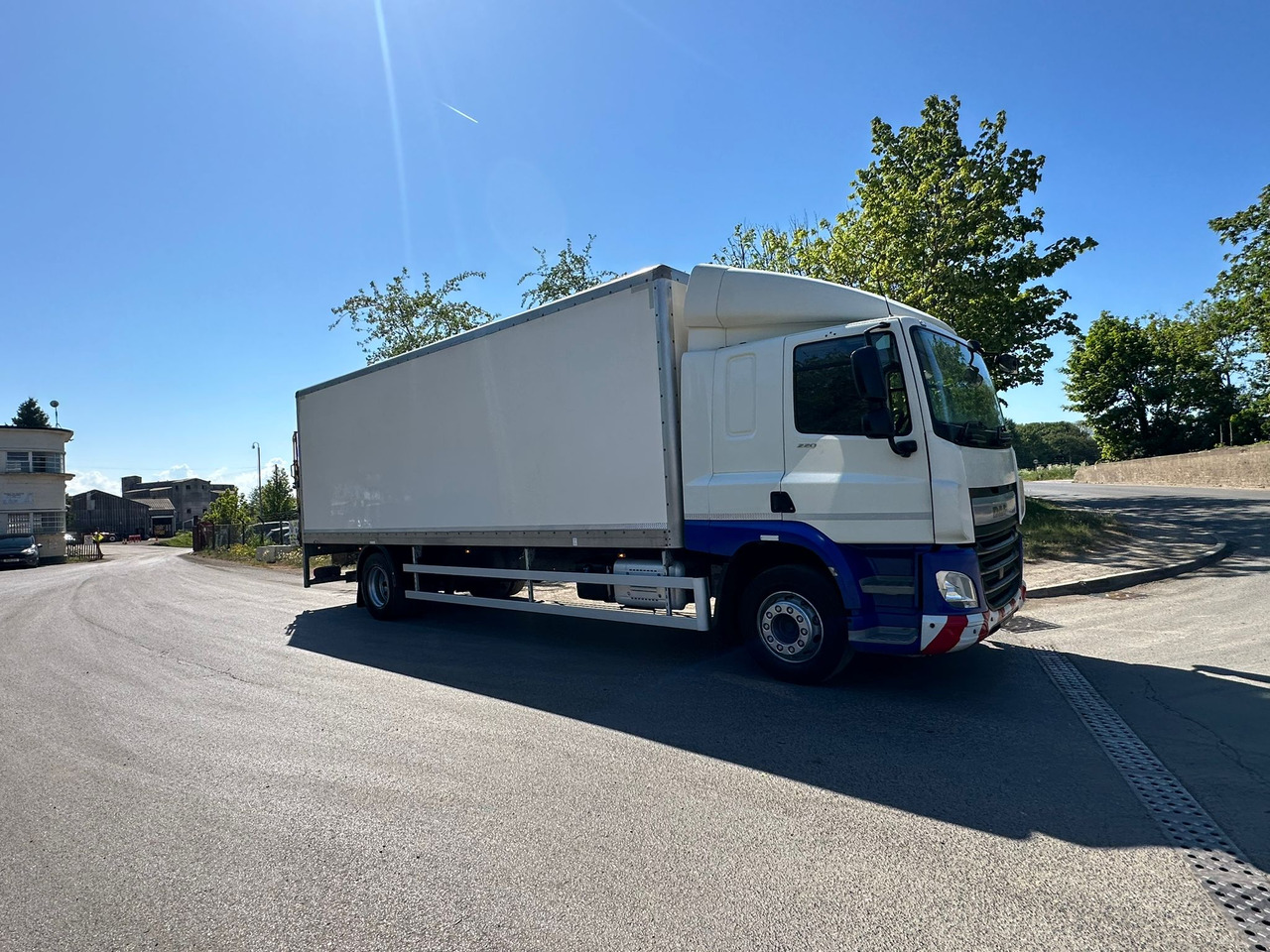 Furgonas sunkvežimis 2016 DAF CF 220 Rigid Truck: foto 6