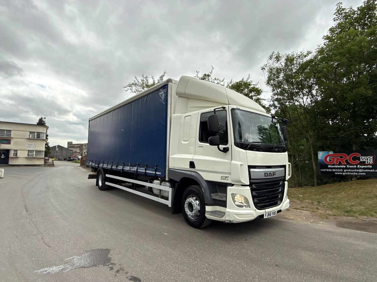 Tentinis sunkvežimis 2016 DAF CF 250 Curtainside Truck: foto 8