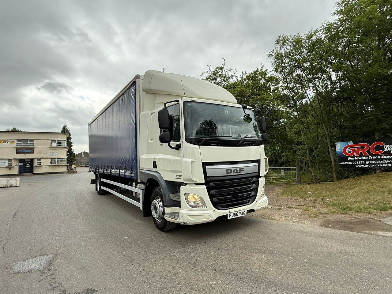 Tentinis sunkvežimis 2016 DAF CF 250 Curtainside Truck: foto 14