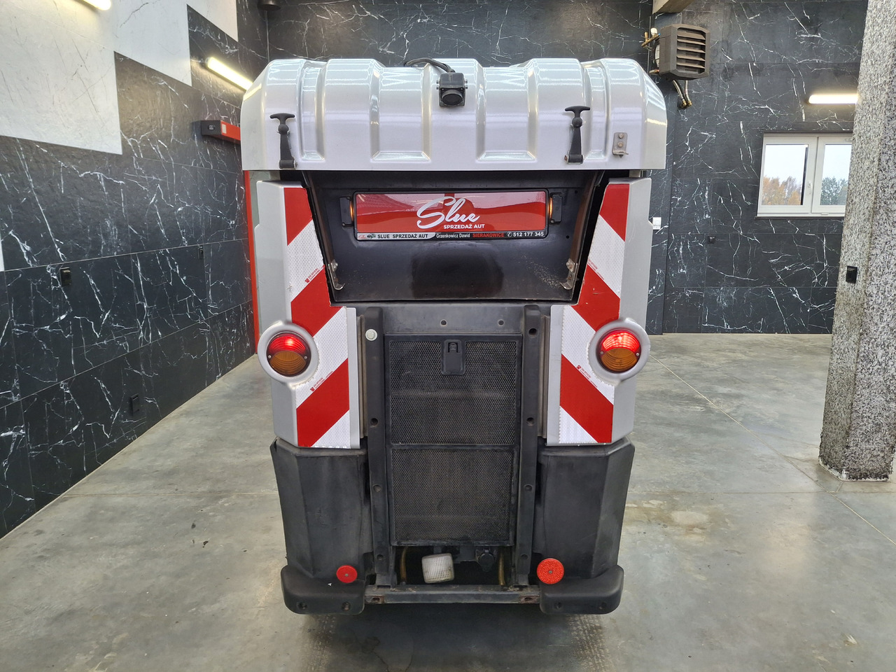 Bucher CityCat 1000 Zamiatarka Kehrmaschine PM10 - Gatvių šlavimo mašina: foto 4 Bucher CityCat 1000 Zamiatarka Kehrmaschine PM10 - Gatvių šlavimo mašina: foto 4