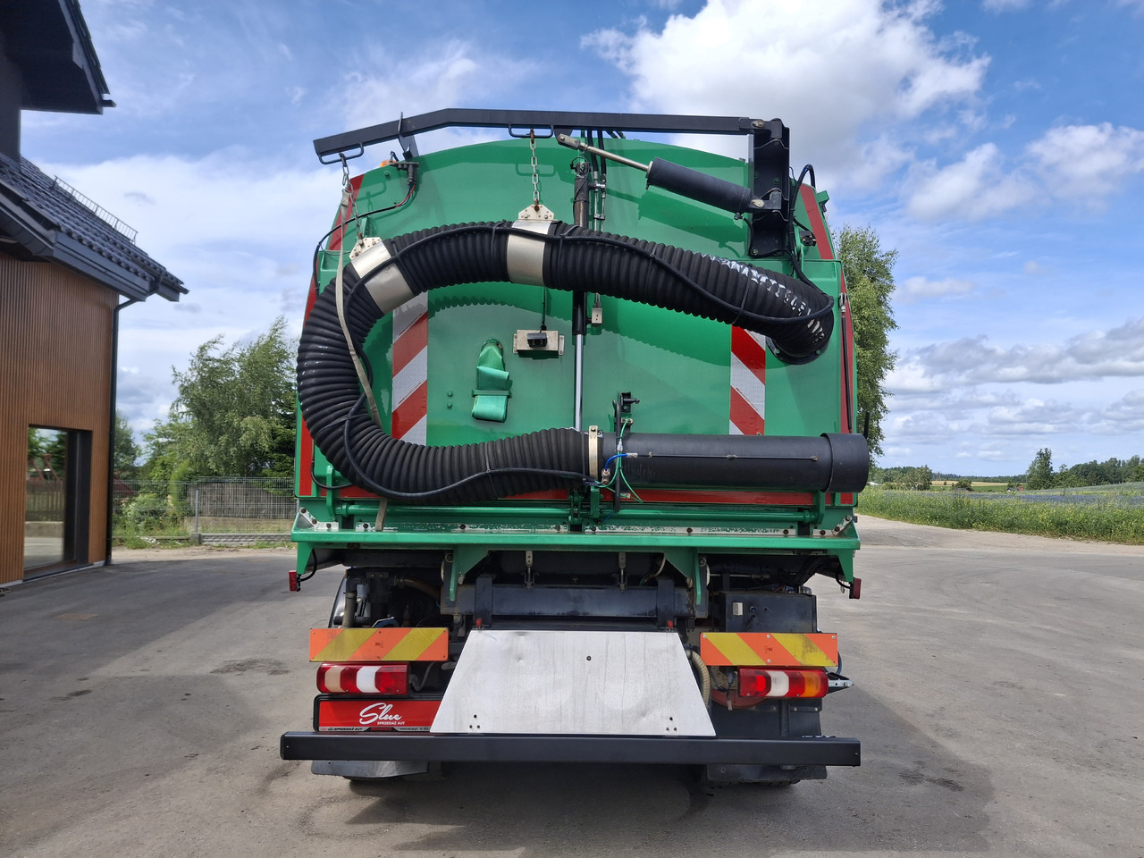 MERCEDES-BENZ Atego 1523 Zamiatarka Kehrmaschine Schmidt SK600 Karcher 2 Motoren Euro 6 PM10 Rura Do Liści - Gatvių šlavimo mašina: foto 5 MERCEDES-BENZ Atego 1523 Zamiatarka Kehrmaschine Schmidt SK600 Karcher 2 Motoren Euro 6 PM10 Rura Do Liści - Gatvių šlavimo mašina: foto 5