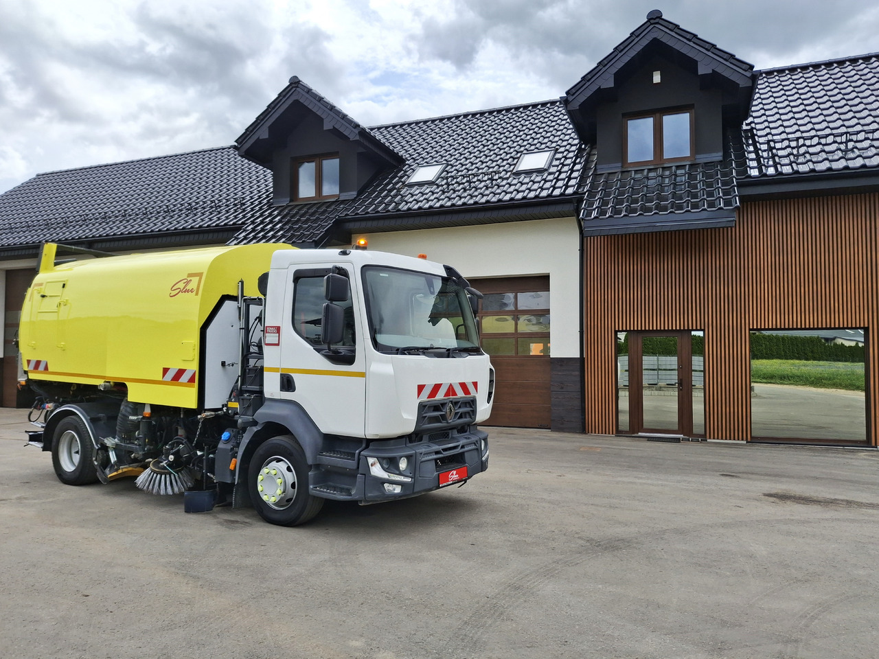RENAULT D16 Zamiatarka Kehrmaschine SEMAT Zoeller FAUN Karcher Szczotki L/R Hydrostat Euro 6 PM10 Rura Do Liści - Gatvių šlavimo mašina: foto 1 RENAULT D16 Zamiatarka Kehrmaschine SEMAT Zoeller FAUN Karcher Szczotki L/R Hydrostat Euro 6 PM10 Rura Do Liści - Gatvių šlavimo mašina: foto 1