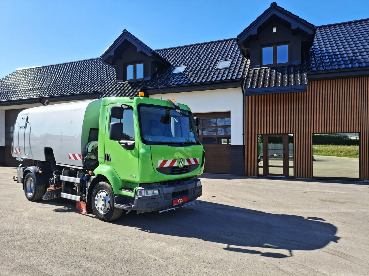 RENAULT Middlum 270 DXI Zamiatarka Kehrmaschine BUCHER Karcher L/R 2 Silniki 2 Motoren - Gatvių šlavimo mašina: foto 1 RENAULT Middlum 270 DXI Zamiatarka Kehrmaschine BUCHER Karcher L/R 2 Silniki 2 Motoren - Gatvių šlavimo mašina: foto 1