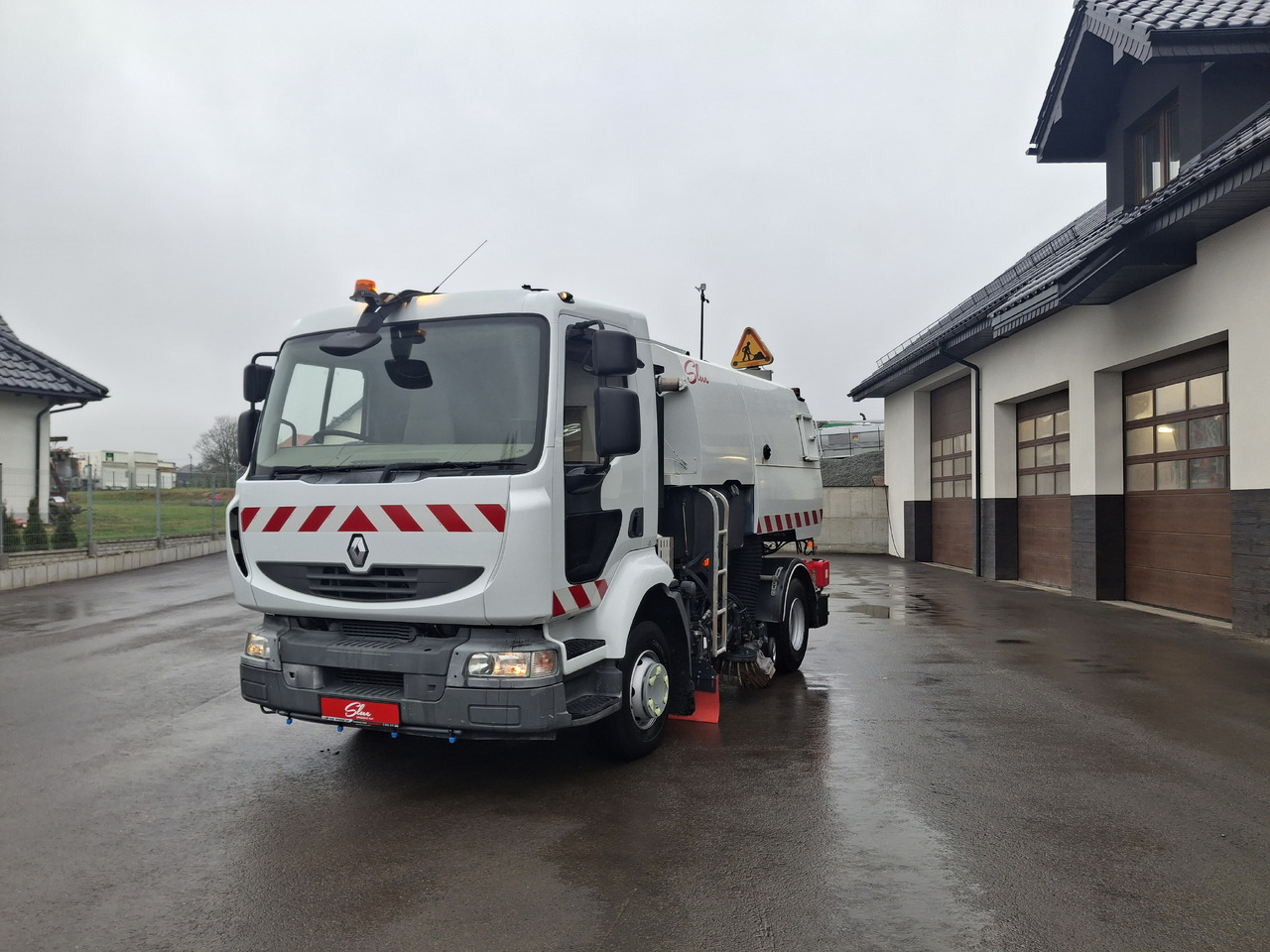 RENAULT Midlum 220 Zamiatarka Kehrmaschine Johnston 2 Motoren Szczotki L/R - Gatvių šlavimo mašina: foto 2 RENAULT Midlum 220 Zamiatarka Kehrmaschine Johnston 2 Motoren Szczotki L/R - Gatvių šlavimo mašina: foto 2