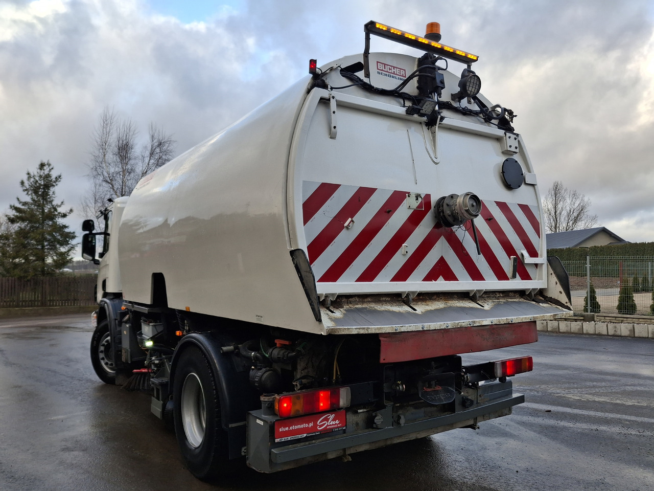 SCANIA 94G Zamiatarka Kehrmaschine BUCHER L/R Frontbürste 2 Motoren Odchwaszczarka Przednia Szczotka - Gatvių šlavimo mašina: foto 5 SCANIA 94G Zamiatarka Kehrmaschine BUCHER L/R Frontbürste 2 Motoren Odchwaszczarka Przednia Szczotka - Gatvių šlavimo mašina: foto 5