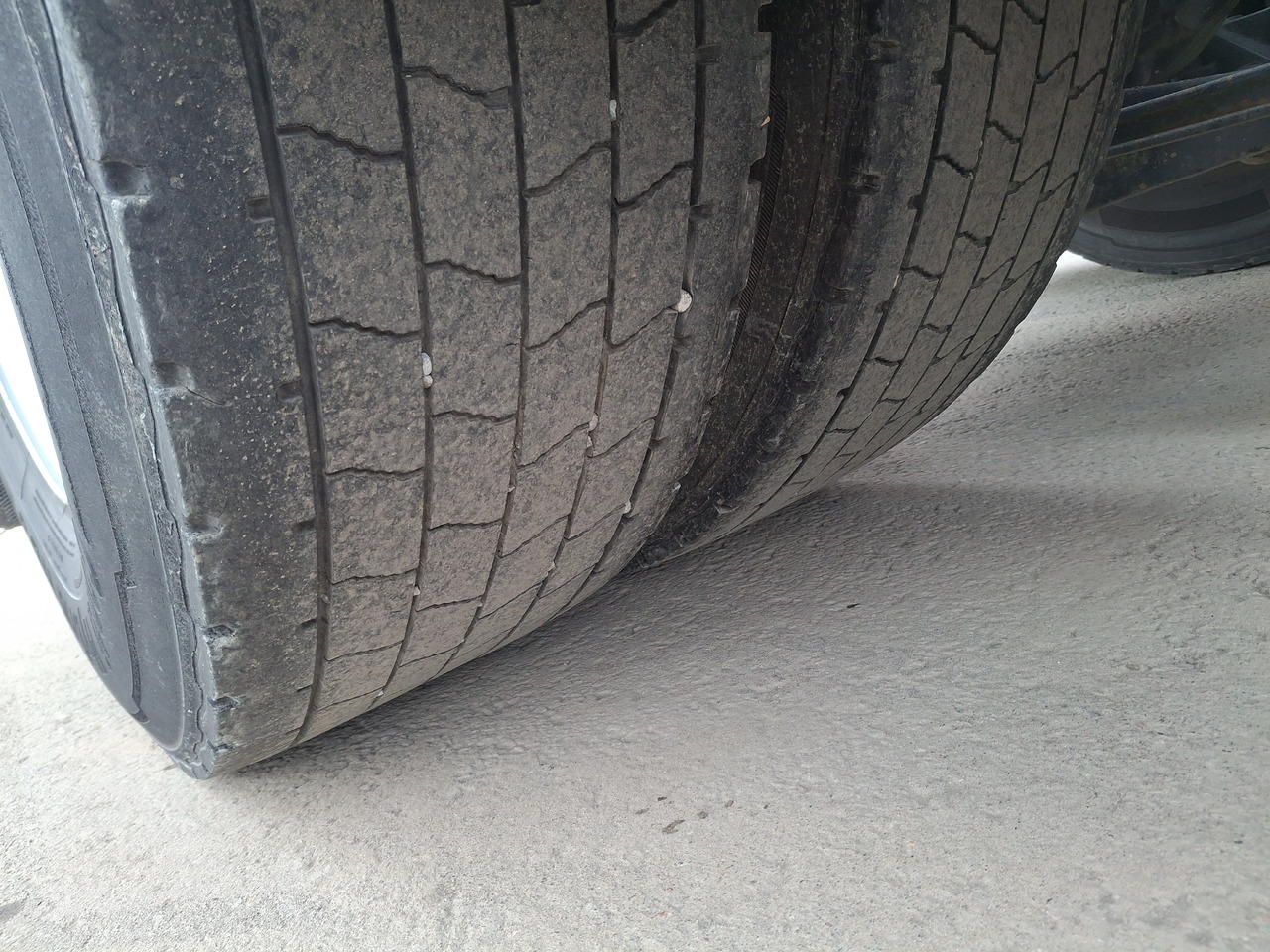 Vilkikas VOLVO FH 420 ADR Sattelzugmaschine Euro 6 Ciągnik Siodłowy Automat Światła LED: foto 9