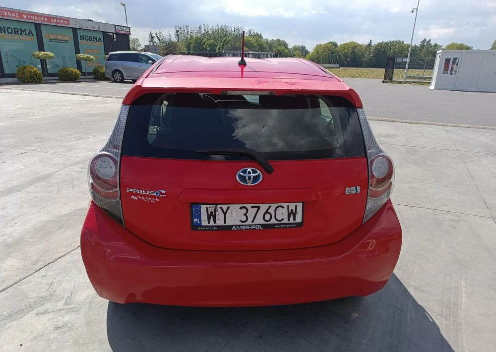 Toyota Prius - Lengvasis automobilis: foto 4 Toyota Prius - Lengvasis automobilis: foto 4