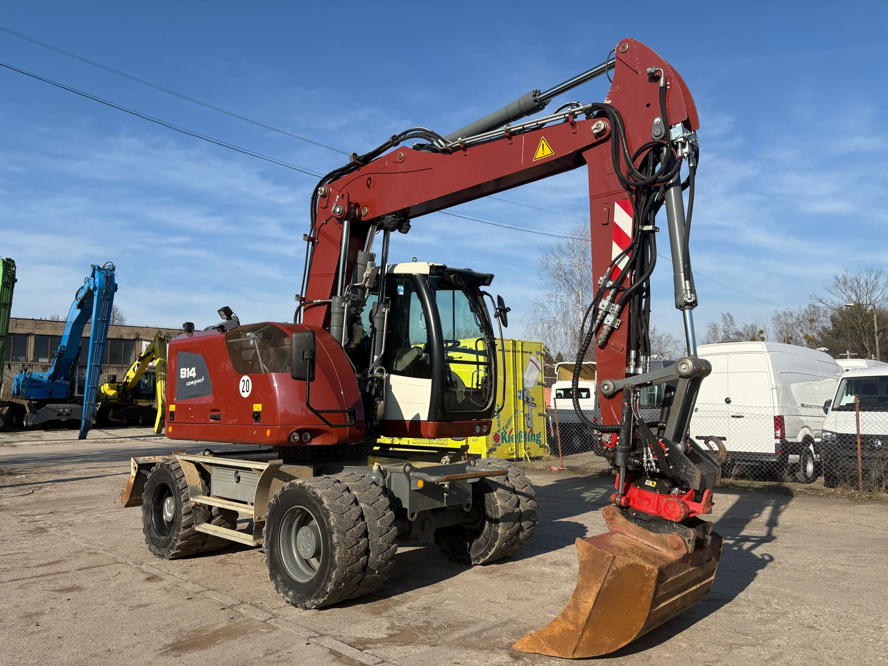 Liebherr A 914 Compact Rototilt R4 - Ratinis ekskavatorius: foto 3 Liebherr A 914 Compact Rototilt R4 - Ratinis ekskavatorius: foto 3