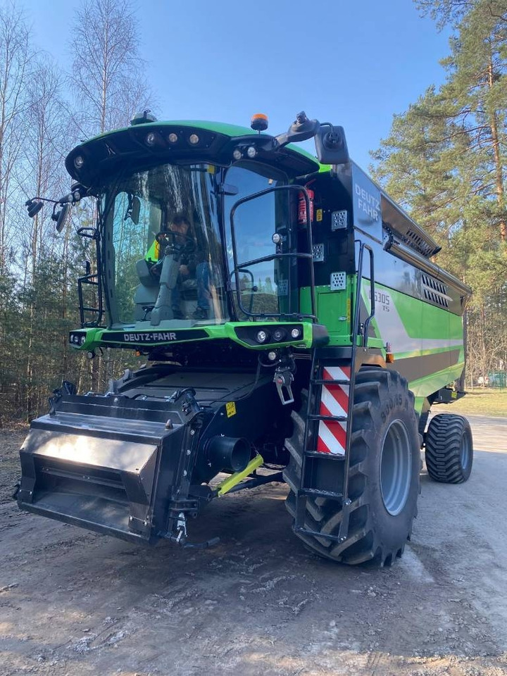 Deutz-fahr Deutz-Fahr 6305 TS - Derliaus nuėmimo kombainas: foto 5 Deutz-fahr Deutz-Fahr 6305 TS - Derliaus nuėmimo kombainas: foto 5