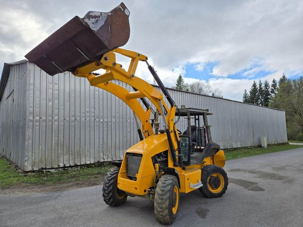 JCB 2CX - Ratinis krautuvas: foto 1 JCB 2CX - Ratinis krautuvas: foto 1