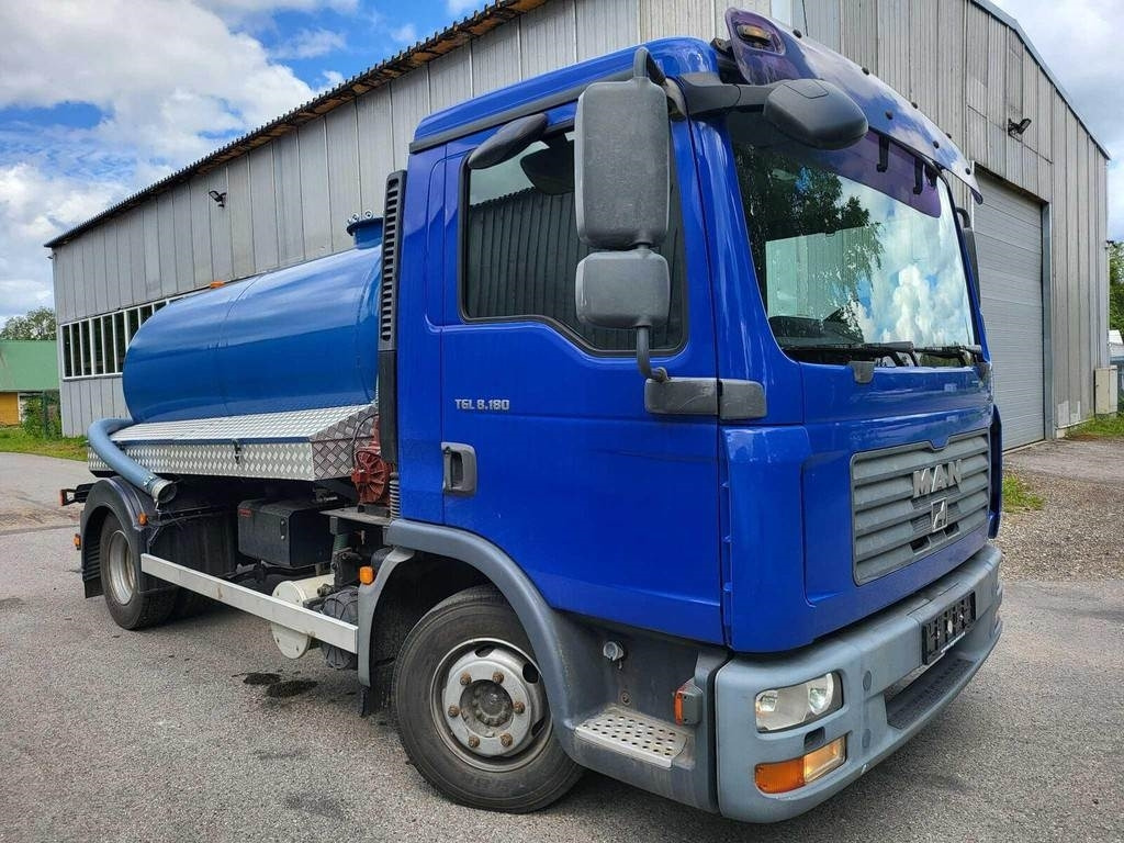 MAN TGL 8.180 4X2 VACUUM 4m³ - Asenizatorius: foto 5 MAN TGL 8.180 4X2 VACUUM 4m³ - Asenizatorius: foto 5