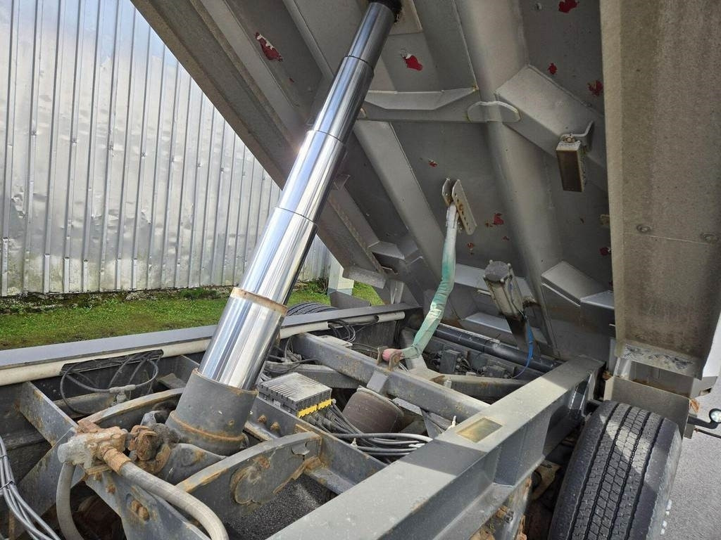 Maur TIPPER TRAILER 3 AXEL  - Savivartis priekaba: foto 3 Maur TIPPER TRAILER 3 AXEL  - Savivartis priekaba: foto 3