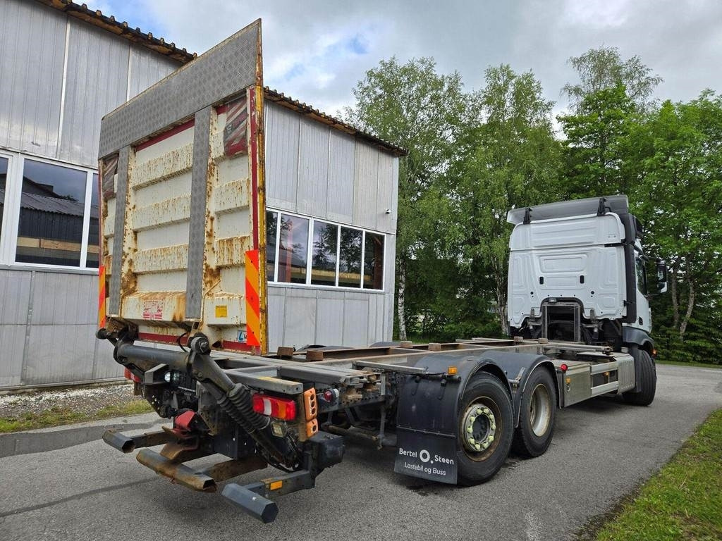 Mercedes-Benz ACTROS 2553 6X2 LAGAB - Konteineris-vežimus/ Sukeisti kūną sunkvežimis: foto 3 Mercedes-Benz ACTROS 2553 6X2 LAGAB - Konteineris-vežimus/ Sukeisti kūną sunkvežimis: foto 3