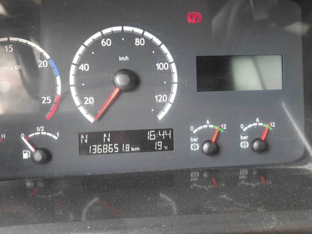 Scania R420 LA4X2HNA 309kW - Vilkikas: foto 5 Scania R420 LA4X2HNA 309kW - Vilkikas: foto 5