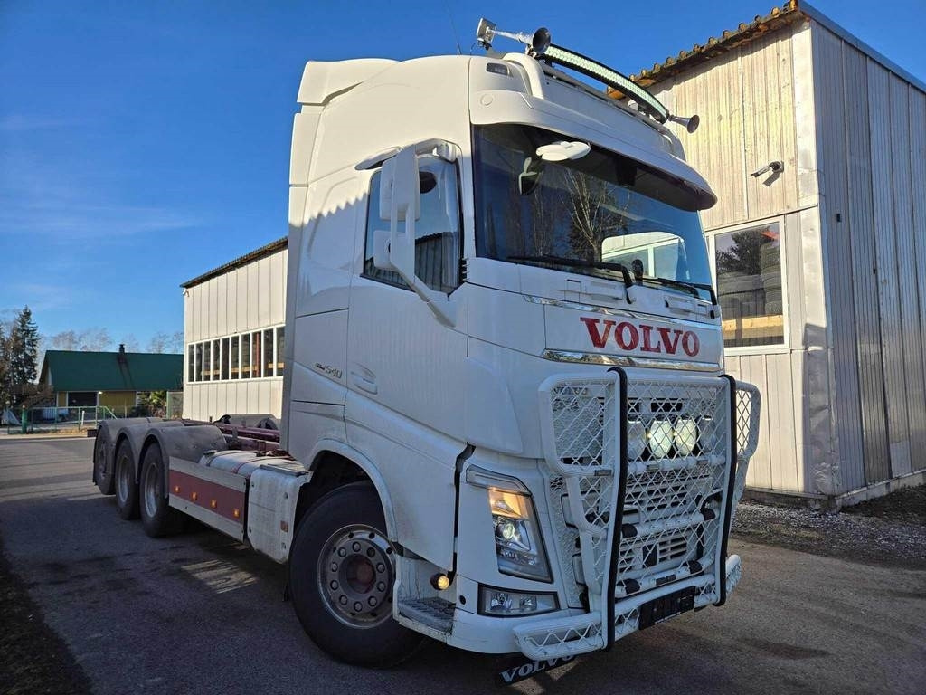 Volvo FH540 8X4 CHASSY - Važiuoklės sunkvežimis: foto 5 Volvo FH540 8X4 CHASSY - Važiuoklės sunkvežimis: foto 5