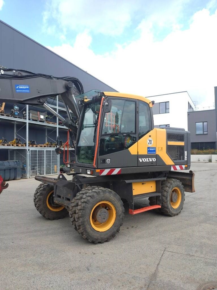 Volvo EW 160 E - Ratinis ekskavatorius: foto 2 Volvo EW 160 E - Ratinis ekskavatorius: foto 2