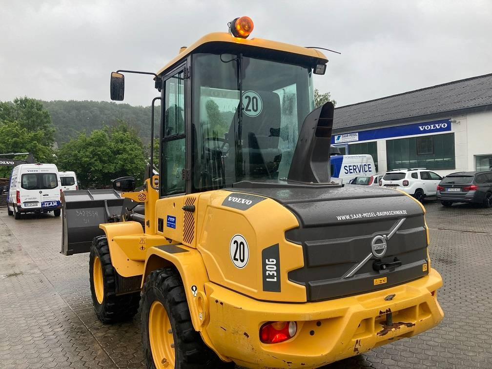 Volvo L 30 G - Ratinis krautuvas: foto 4 Volvo L 30 G - Ratinis krautuvas: foto 4