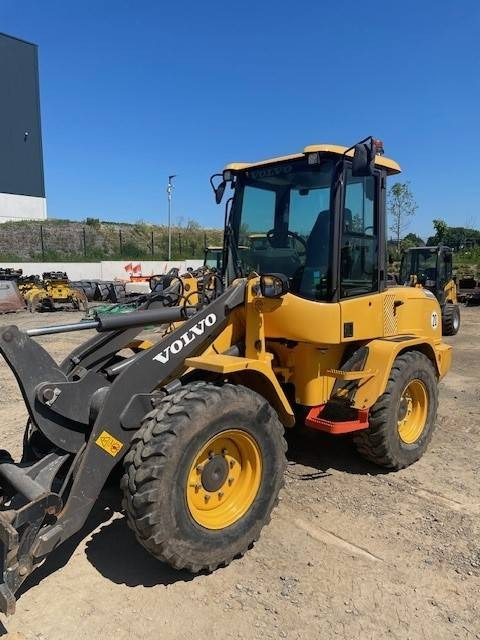 Volvo L 30 G - Ratinis krautuvas: foto 3 Volvo L 30 G - Ratinis krautuvas: foto 3