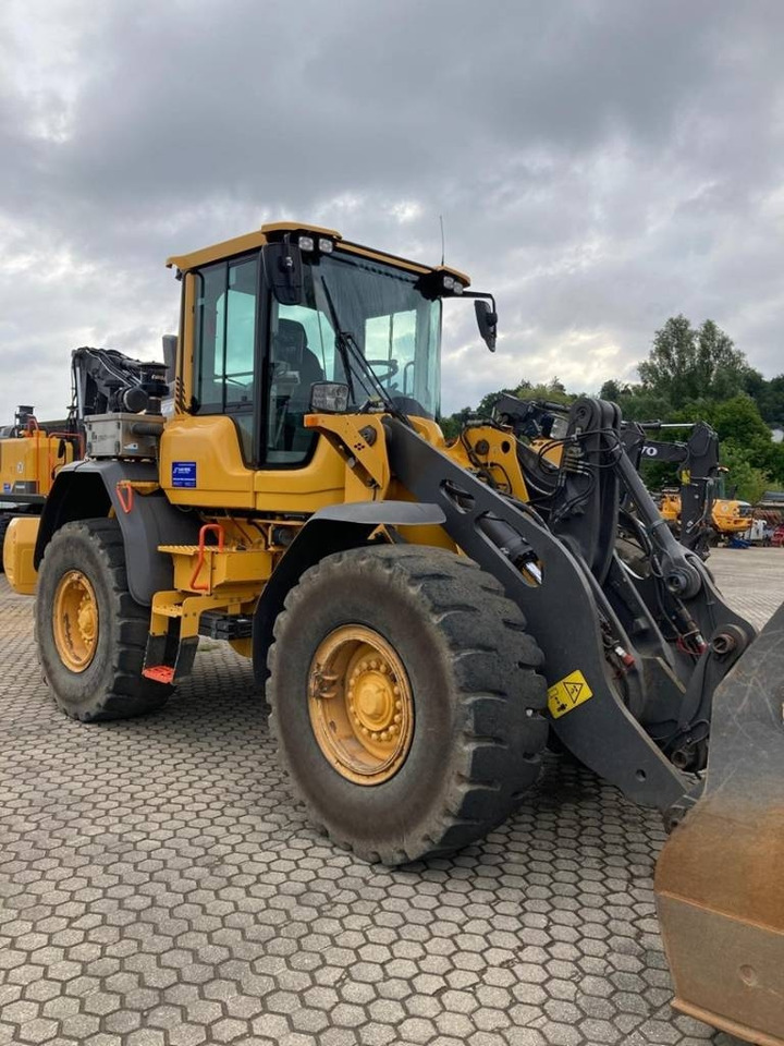 Volvo L 70 H - Ratinis krautuvas: foto 4 Volvo L 70 H - Ratinis krautuvas: foto 4