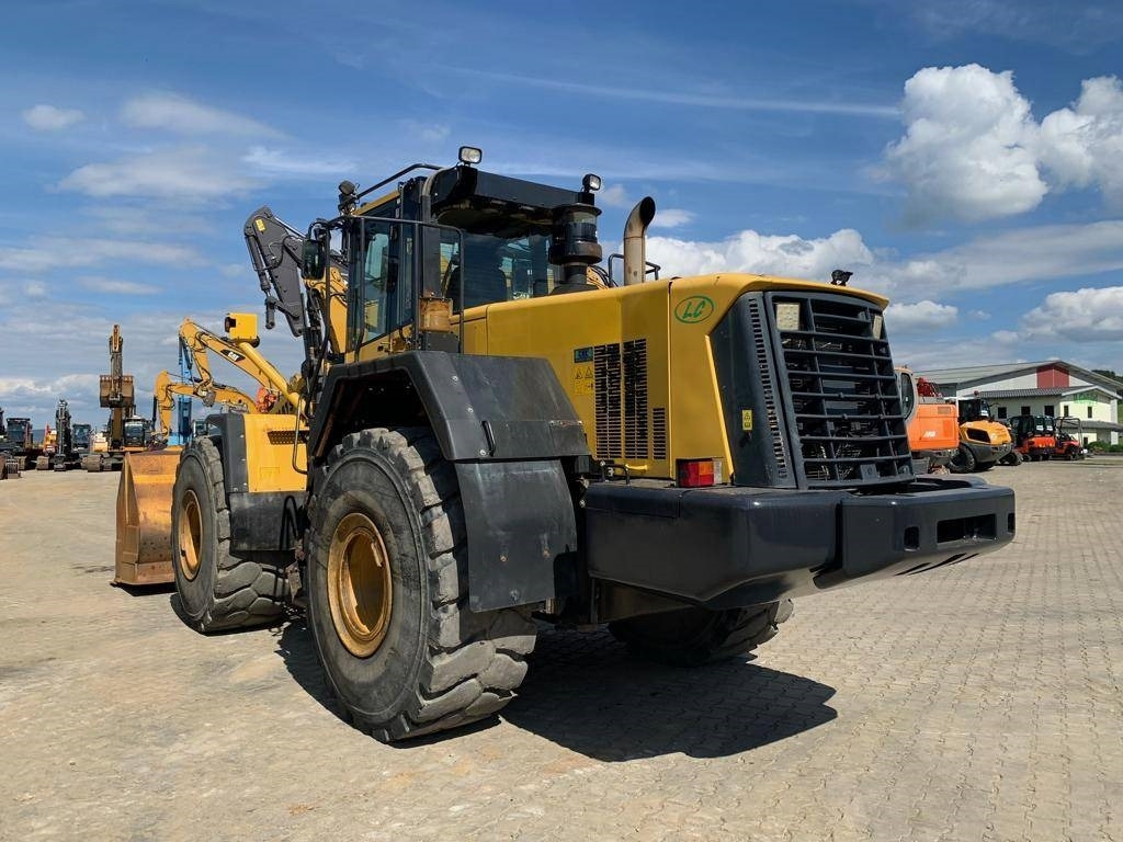 Komatsu WA 480-6 - Ratinis krautuvas: foto 3 Komatsu WA 480-6 - Ratinis krautuvas: foto 3