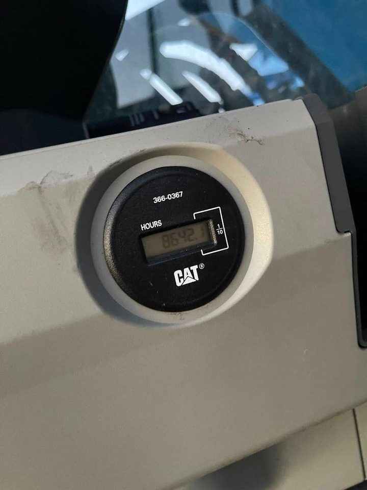 CAT 352 F XE - Vikšrinis ekskavatorius: foto 4 CAT 352 F XE - Vikšrinis ekskavatorius: foto 4