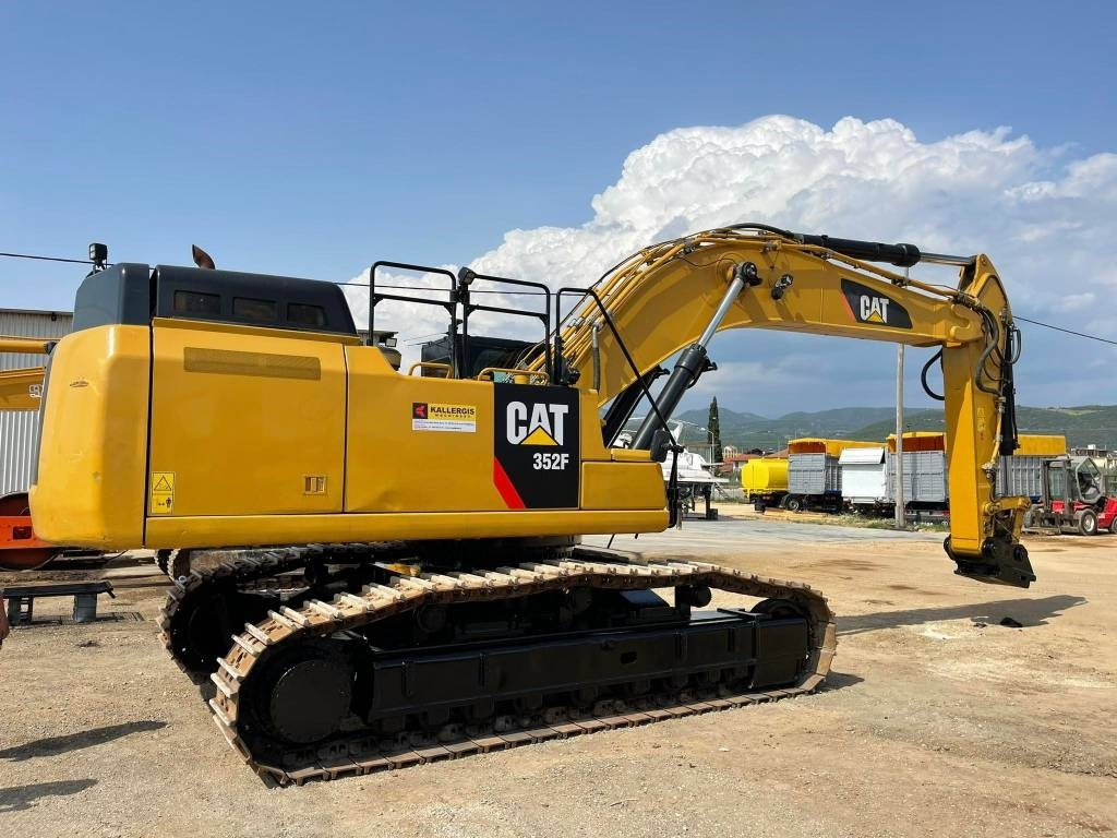 CAT 352FL - Vikšrinis ekskavatorius: foto 1 CAT 352FL - Vikšrinis ekskavatorius: foto 1