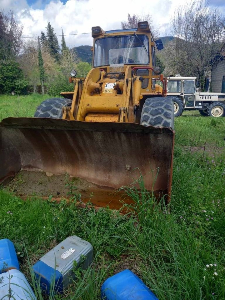 CAT 950 C - Ratinis krautuvas: foto 2 CAT 950 C - Ratinis krautuvas: foto 2