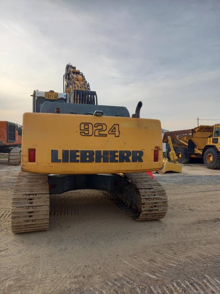 Liebherr R 924 B HD S L LITROIC - Vikšrinis ekskavatorius: foto 2 Liebherr R 924 B HD S L LITROIC - Vikšrinis ekskavatorius: foto 2