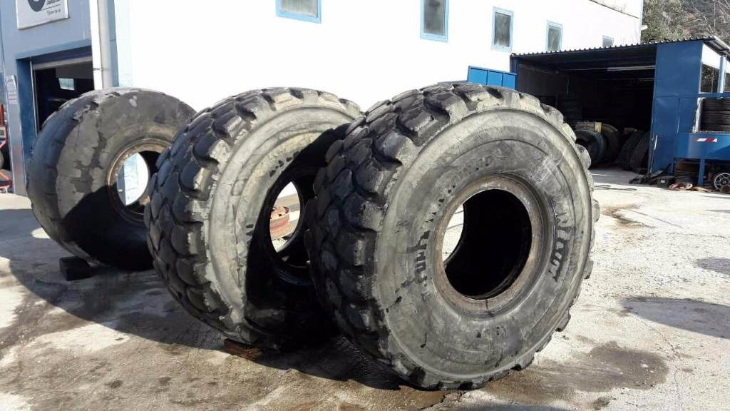 Padanga Michelin 29,5R25 X-SUPER TERRAIN /AD: foto 12