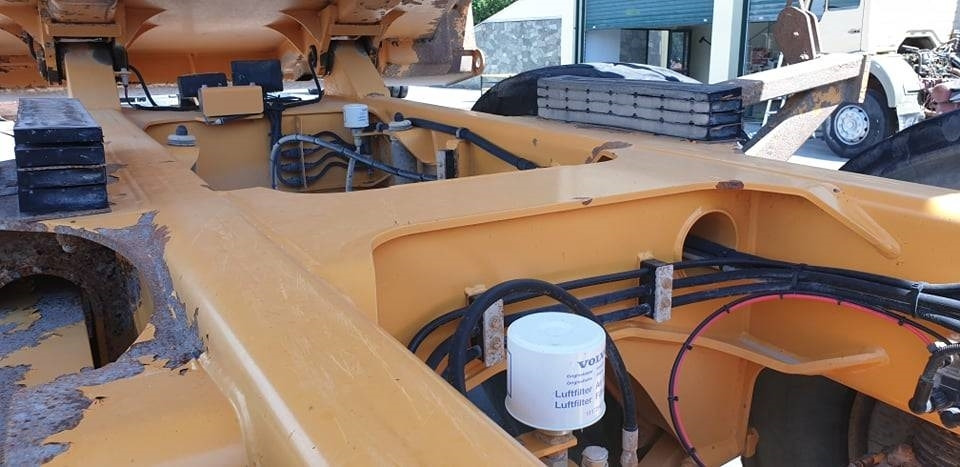 Šarnyrinis savivartis Volvo A35D: foto 16