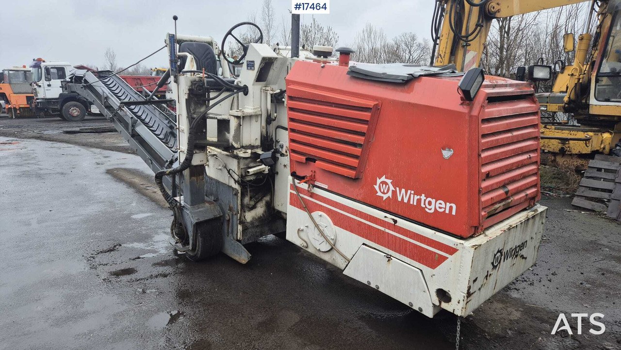 Asphalt milling machine WIRTGEN W-500 (1993) - Asfalto freza: foto 1 Asphalt milling machine WIRTGEN W-500 (1993) - Asfalto freza: foto 1