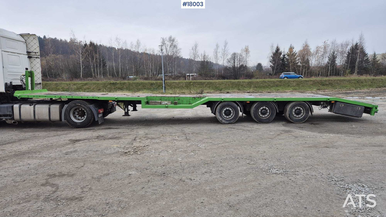 FLIEGL SDS low-bed semi-trailer (2016) - Žemo profilio platforma puspriekabė: foto 4 FLIEGL SDS low-bed semi-trailer (2016) - Žemo profilio platforma puspriekabė: foto 4