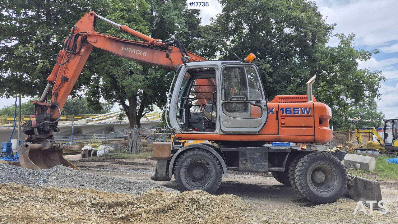 HITACHI EW 165W (2000) ROTOTILT Wheel Excavator - Ratinis ekskavatorius: foto 4 HITACHI EW 165W (2000) ROTOTILT Wheel Excavator - Ratinis ekskavatorius: foto 4