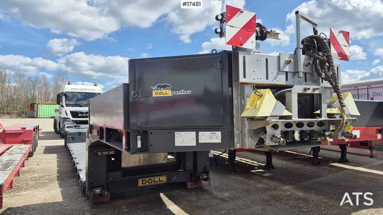 Tiefbett DOLL PANTHER T2E-S3F-21 low-bed semi-trailer (2015) - Žemo profilio platforma puspriekabė: foto 1 Tiefbett DOLL PANTHER T2E-S3F-21 low-bed semi-trailer (2015) - Žemo profilio platforma puspriekabė: foto 1