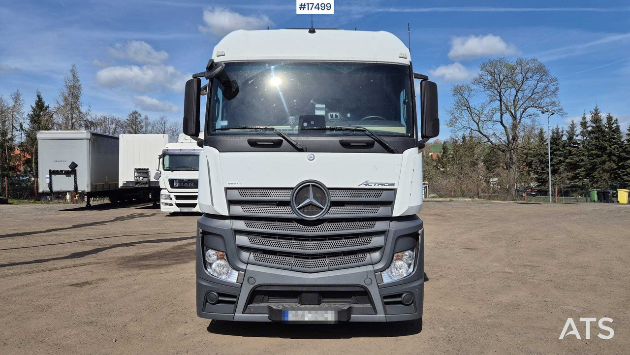 Truck tractor MERCEDES-BENZ ACTROS 1845 (2017) - Vilkikas: foto 2 Truck tractor MERCEDES-BENZ ACTROS 1845 (2017) - Vilkikas: foto 2