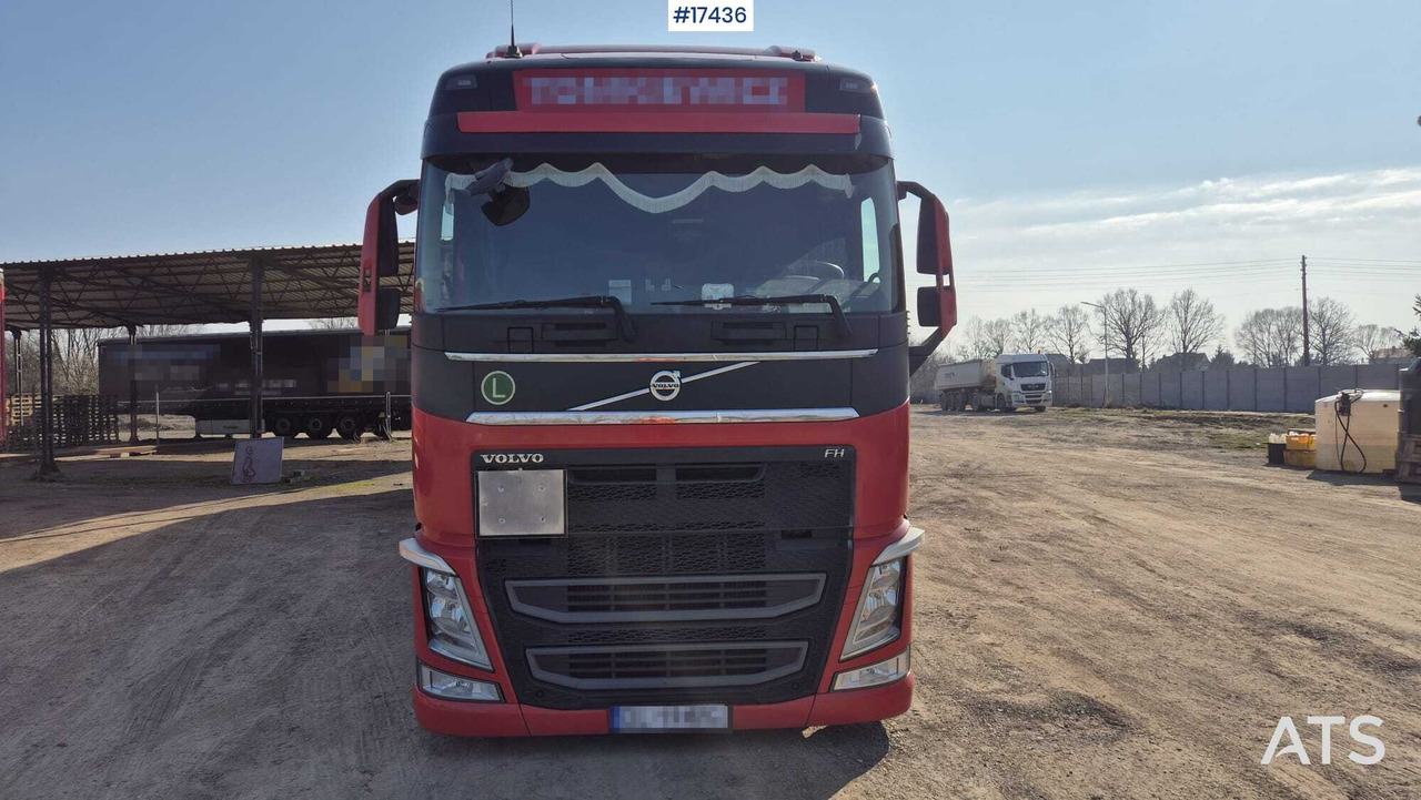 VOLVO FH500 semi-tractor truck (2015) - Vilkikas: foto 3 VOLVO FH500 semi-tractor truck (2015) - Vilkikas: foto 3