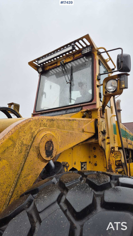 Ratinis krautuvas Wheel loader DRESSER 545 V6 (1989): foto 12