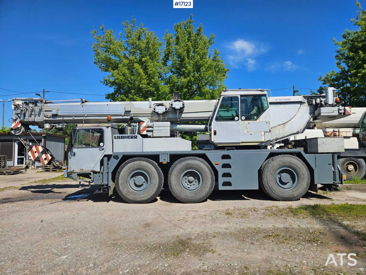 Żuraw samochodowy Liebherr 1050-1 (1995) - Sunkvežimis su kranu: foto 5 Żuraw samochodowy Liebherr 1050-1 (1995) - Sunkvežimis su kranu: foto 5