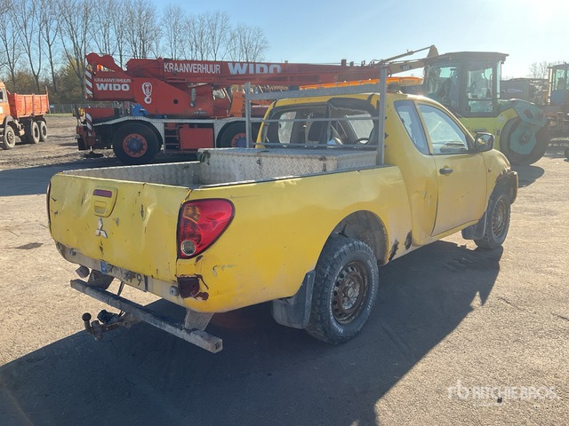 2006 Mitsubishi L200 4x4 Extended Cab Pickup - Pikapas: foto 4 2006 Mitsubishi L200 4x4 Extended Cab Pickup - Pikapas: foto 4