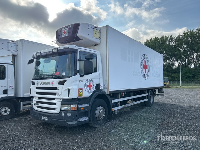 2008 Scania P230 S/A Sleeper Truck Tractor - Žolės smulkintuvas/ Mulčeris: foto 2 2008 Scania P230 S/A Sleeper Truck Tractor - Žolės smulkintuvas/ Mulčeris: foto 2