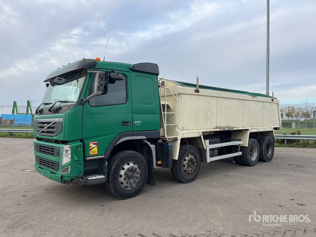 2010 Volvo FM420 8x4 Twin-Steer Sleeper Quad/A Dump Truck - Savivartis sunkvežimis: foto 2 2010 Volvo FM420 8x4 Twin-Steer Sleeper Quad/A Dump Truck - Savivartis sunkvežimis: foto 2