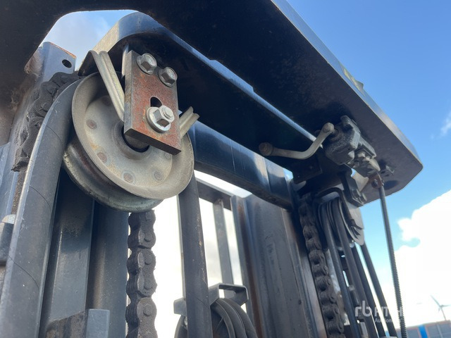 2011 Toyota 52-8FDF30 Heftruck - Dyzelinis krautuvas: foto 5 2011 Toyota 52-8FDF30 Heftruck - Dyzelinis krautuvas: foto 5