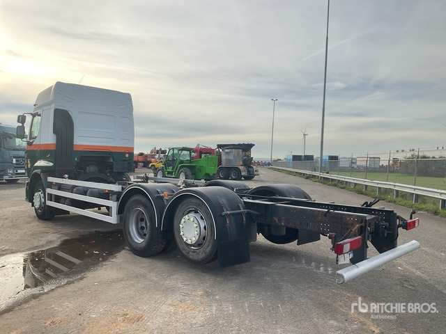 2012 Renault Premium 6x2 Sleeper Cab and Chassis - Važiuoklės sunkvežimis: foto 4 2012 Renault Premium 6x2 Sleeper Cab and Chassis - Važiuoklės sunkvežimis: foto 4