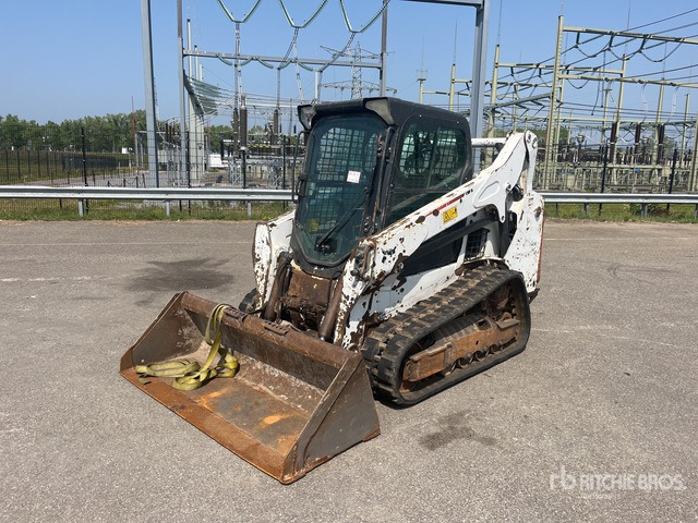 2018 Bobcat T590 Compact Track Loader - Vikšrinis mini krautuvas: foto 2 2018 Bobcat T590 Compact Track Loader - Vikšrinis mini krautuvas: foto 2
