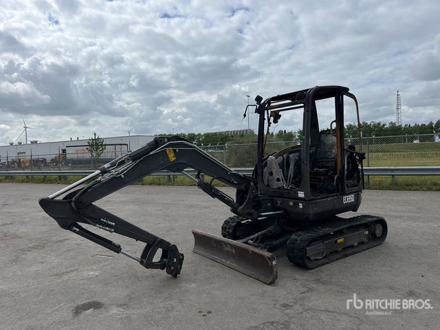 2021 Volvo ECR35D (Inoperable) Mini Excavator: <6.6t - Mini ekskavatorius: foto 2 2021 Volvo ECR35D (Inoperable) Mini Excavator: <6.6t - Mini ekskavatorius: foto 2
