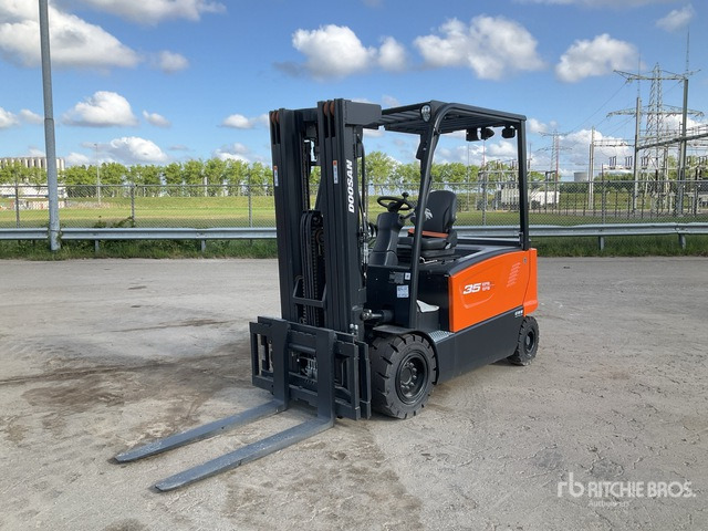 2023 Doosan B35X-7 PLUS (Unused) Electric Forklift - Elektrinis krautuvas: foto 1 2023 Doosan B35X-7 PLUS (Unused) Electric Forklift - Elektrinis krautuvas: foto 1