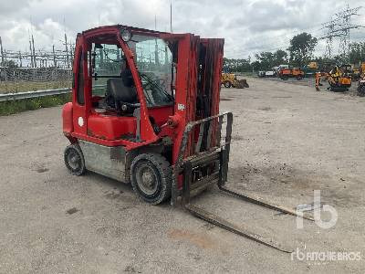 NISSAN FD02A250 - Šakinis krautuvas: foto 4 NISSAN FD02A250 - Šakinis krautuvas: foto 4