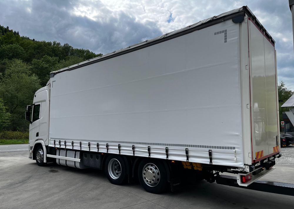Scania R410 // 2018 // Retarder // Tandem 7.7+7.7 // Przyczepa Krone // Oś podnosozna // - Tentinis sunkvežimis: foto 5 Scania R410 // 2018 // Retarder // Tandem 7.7+7.7 // Przyczepa Krone // Oś podnosozna // - Tentinis sunkvežimis: foto 5