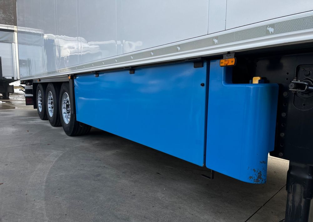 Schmitz Cargobull Chłodnia // Doppelstock // Oś podnoszona // Kosz Paletowy // Idealna!!! - Refrižeratorius puspriekabė: foto 5 Schmitz Cargobull Chłodnia // Doppelstock // Oś podnoszona // Kosz Paletowy // Idealna!!! - Refrižeratorius puspriekabė: foto 5